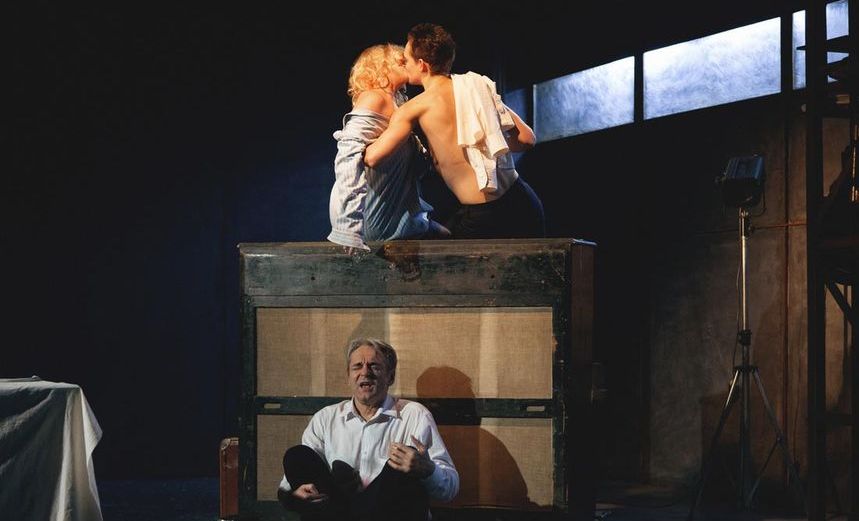 Обещание на рассвете.