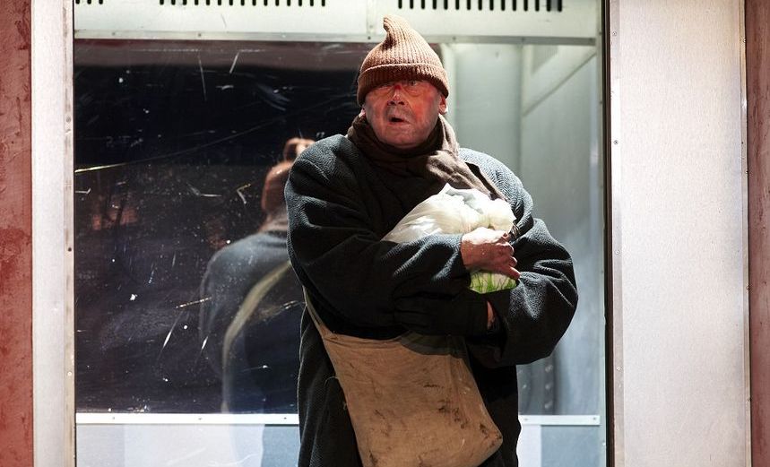 И вас с наступающим...